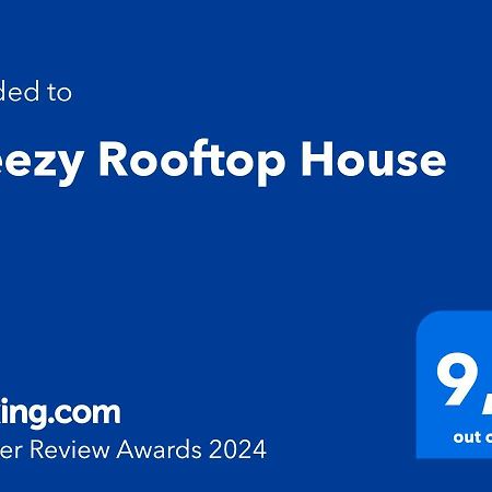 סקופלוס טאון Breezy Rooftop House מראה חיצוני תמונה